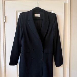 Babaton blazer size 6